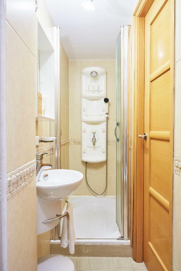 Apartment Leeways In Rosario Madrid